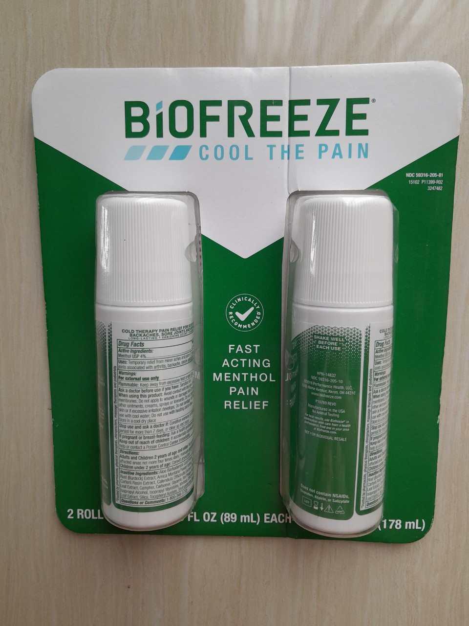 Set dầu lạnh xoa bóp giảm đau nhanh Biofreeze Roll On 89ml x2
