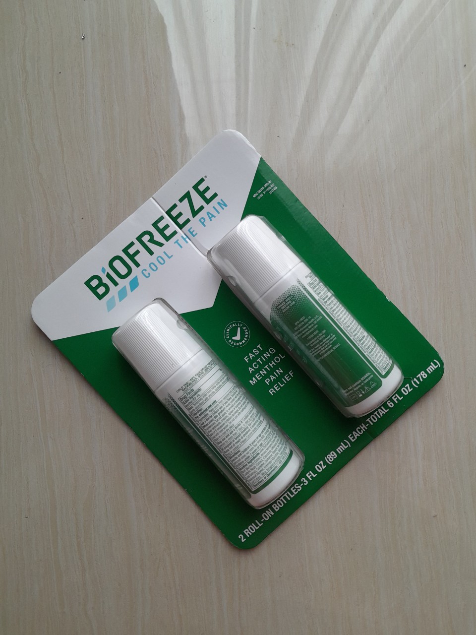 Set dầu lạnh xoa bóp giảm đau nhanh Biofreeze Roll On 89ml x2