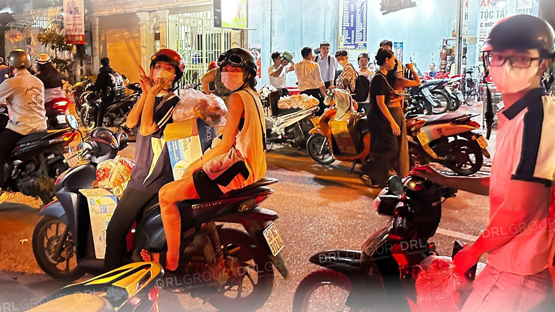 DRL Group - Sài Gòn thương nhau 