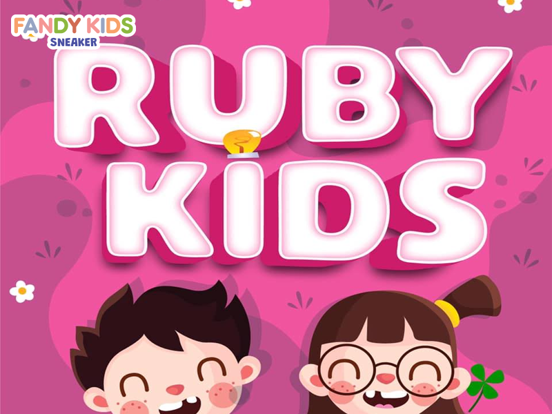Shop giày thể thao trẻ em tại đà nẵng Ruby Kids