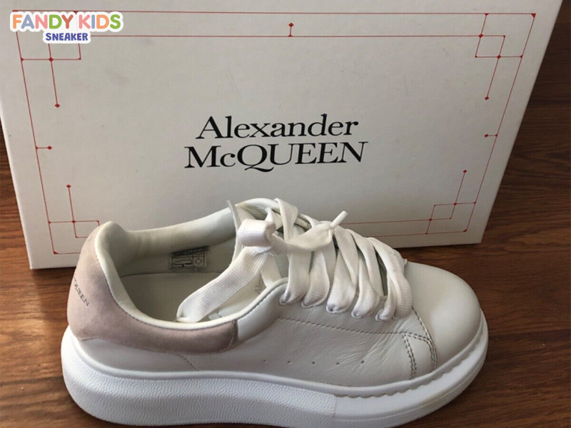 Alexander McQueen có phải là thương hiệu luxury không
