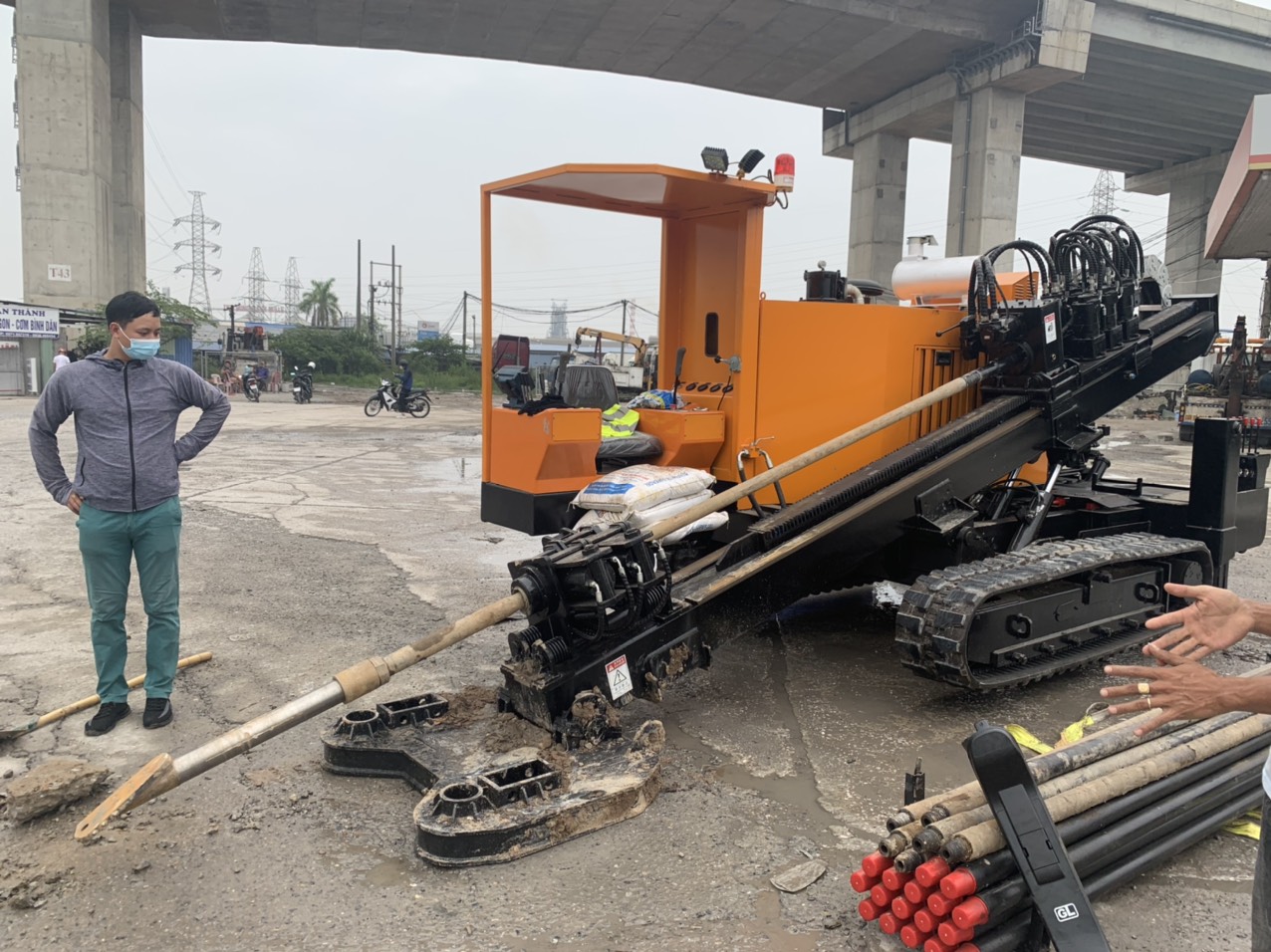 Cho thuê máy khoan kéo ống 60 tấn