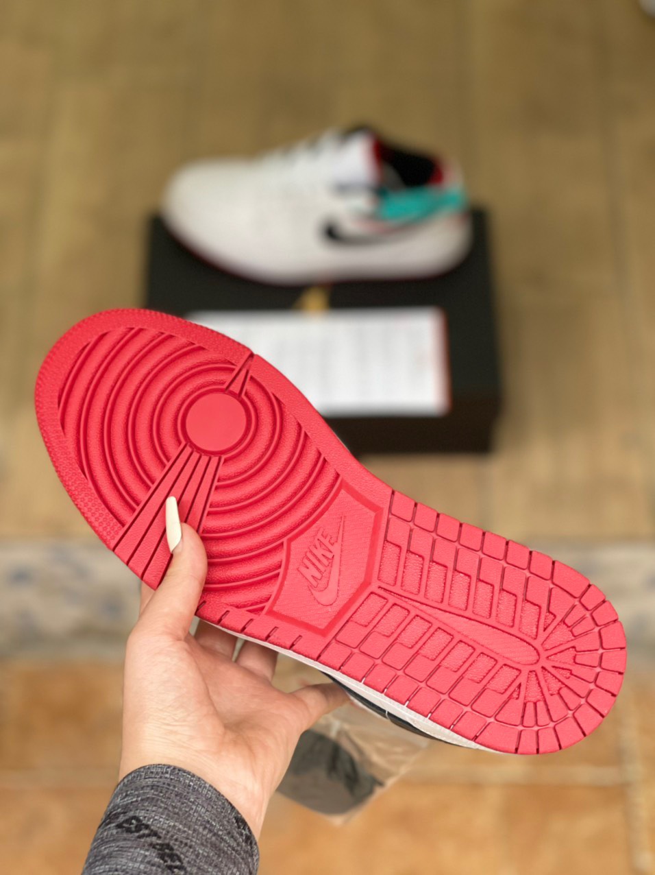 Già y NIKE JD1 Low White Univer Red Likeauth