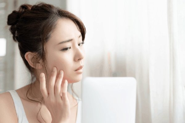 Chăm sóc da ở tuổi sau 40 và 50