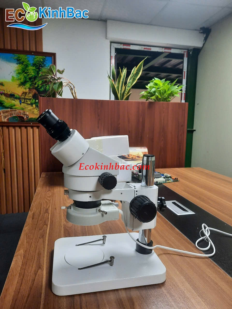 SZM7045-B1: Công cụ không thể thiếu trong giáo dục và nghiên cứu khoa học