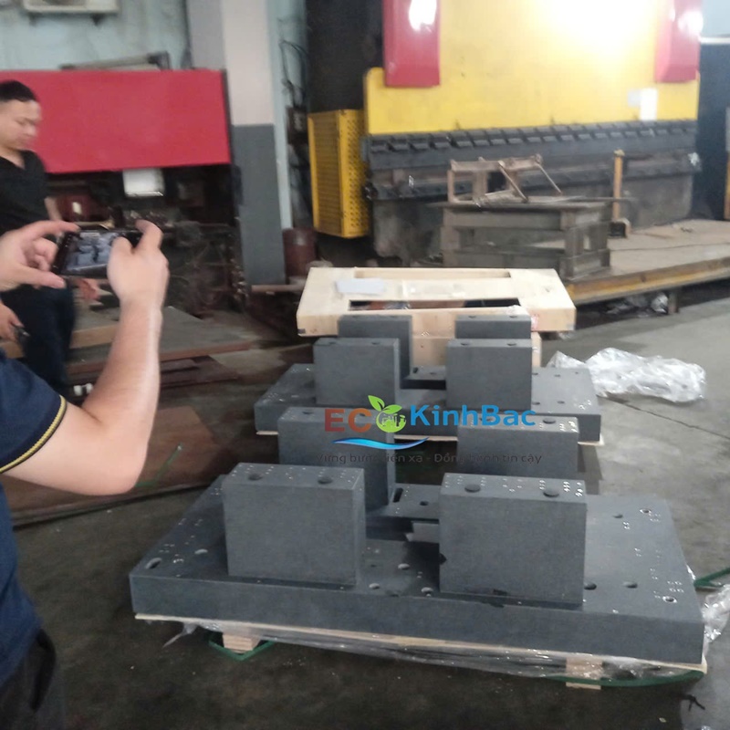Những yếu tố ảnh hưởng đến độ chính xác của tấm đá granite và cách hạn chế sai lệch
