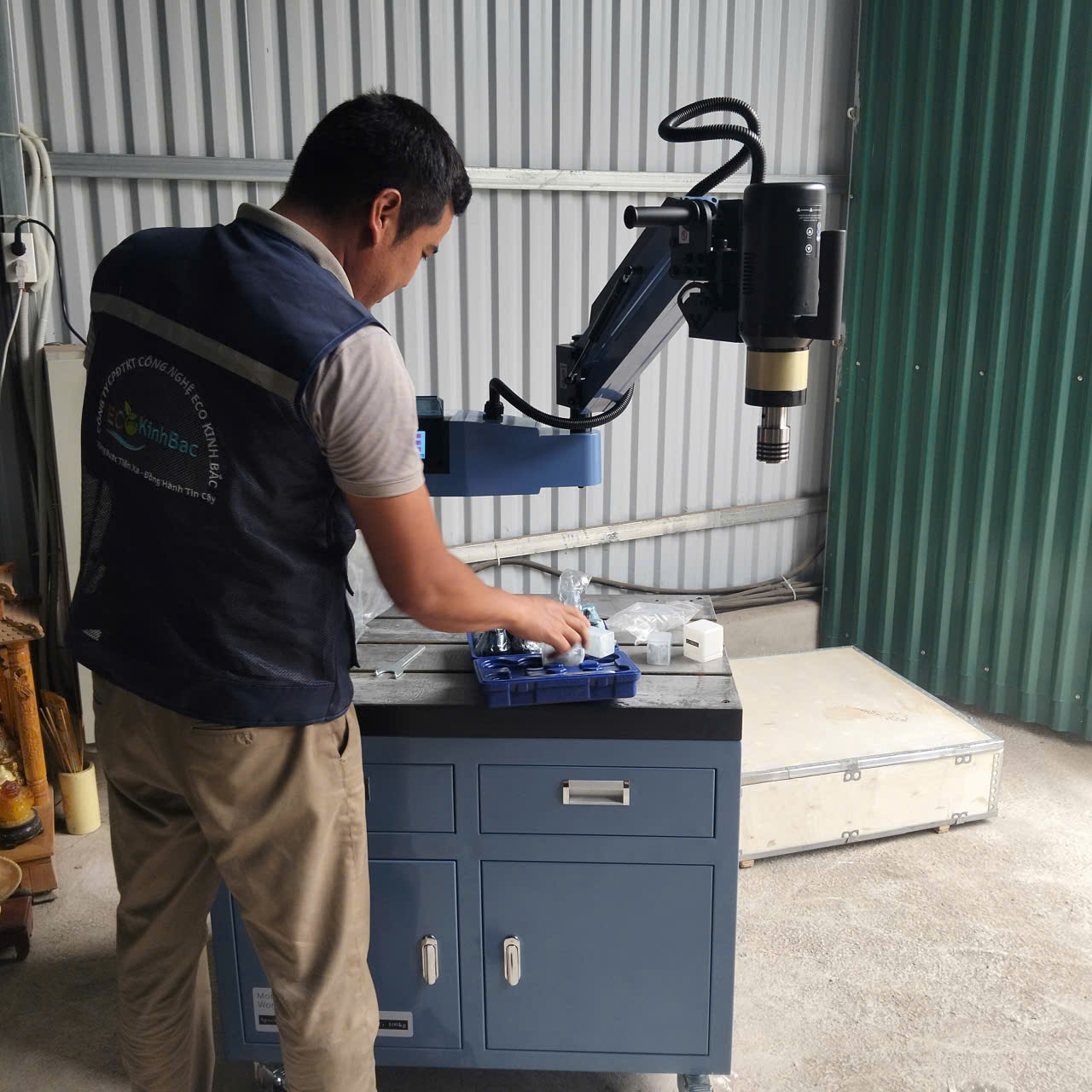 Máy Taro Cần Điện M6–M24 Sử Dụng Bầu Kẹp GT24