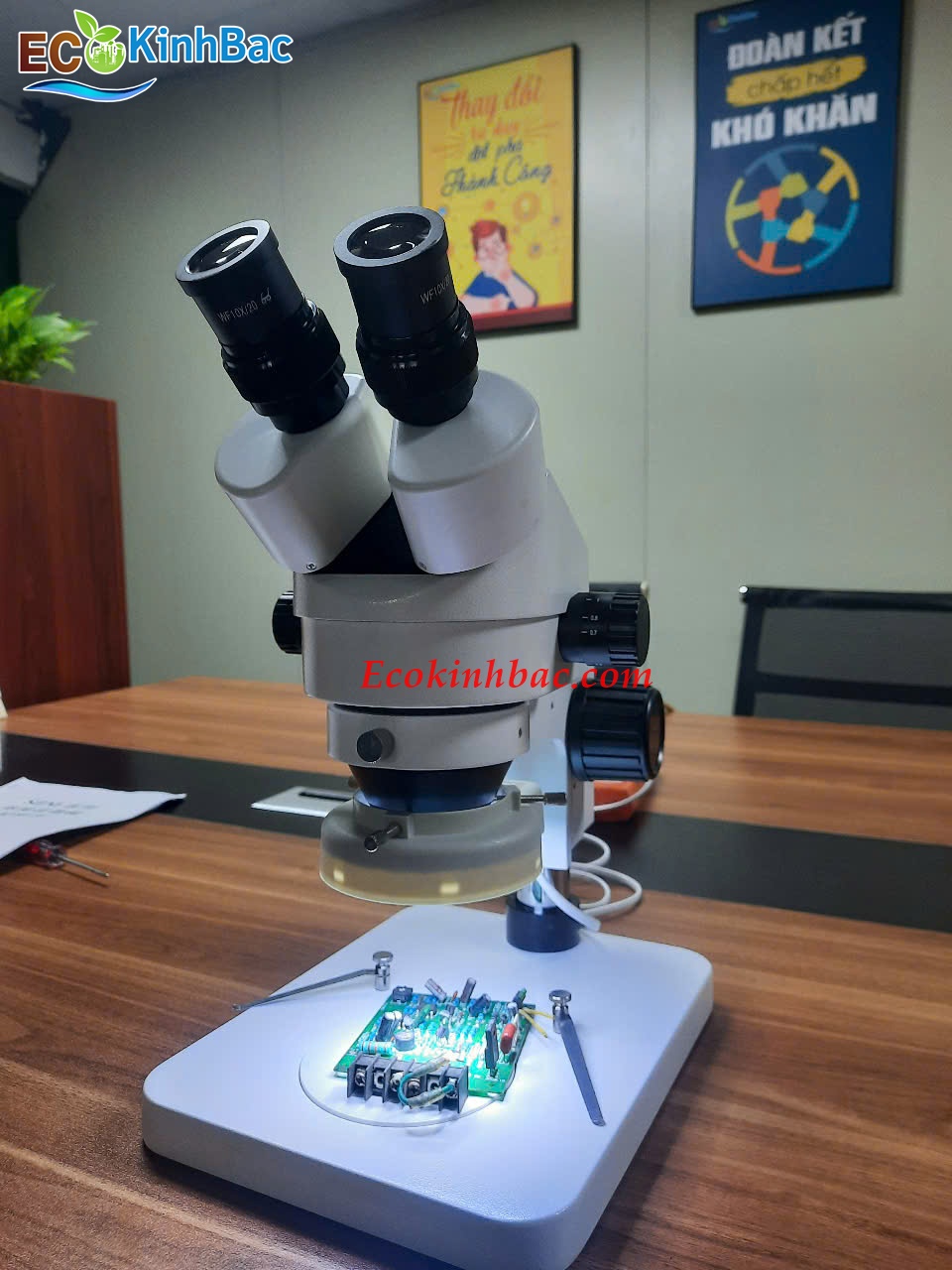 Kính hiển vi SZM7045-B1 và ứng dụng trong giám định tư pháp, pháp y: