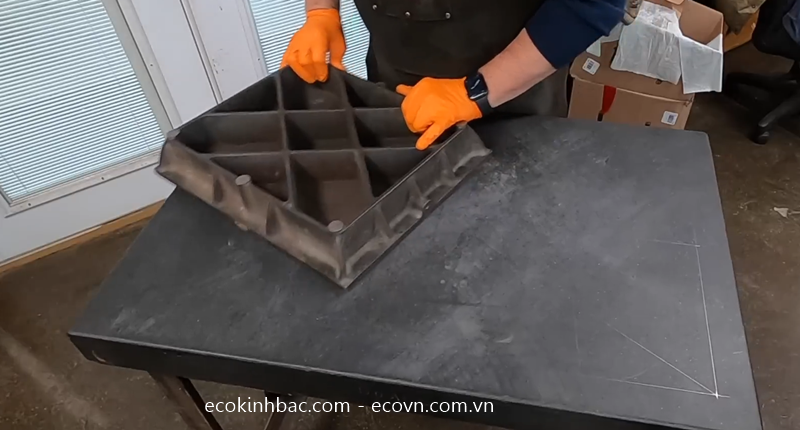 Tấm Rà Ảnh Hưởng Thế Nào Đến Độ Phẳng Bàn Máp Granite?