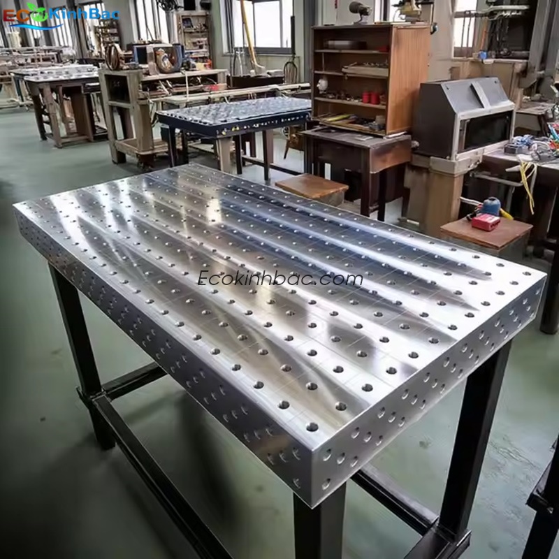 Bàn gá hàn kết cấu thép & inox – Giải pháp giảm sai số, tăng tốc sản xuất