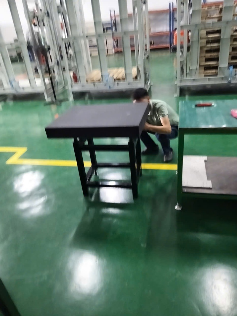 Bàn map granite theo yêu cầu cho nhà máy