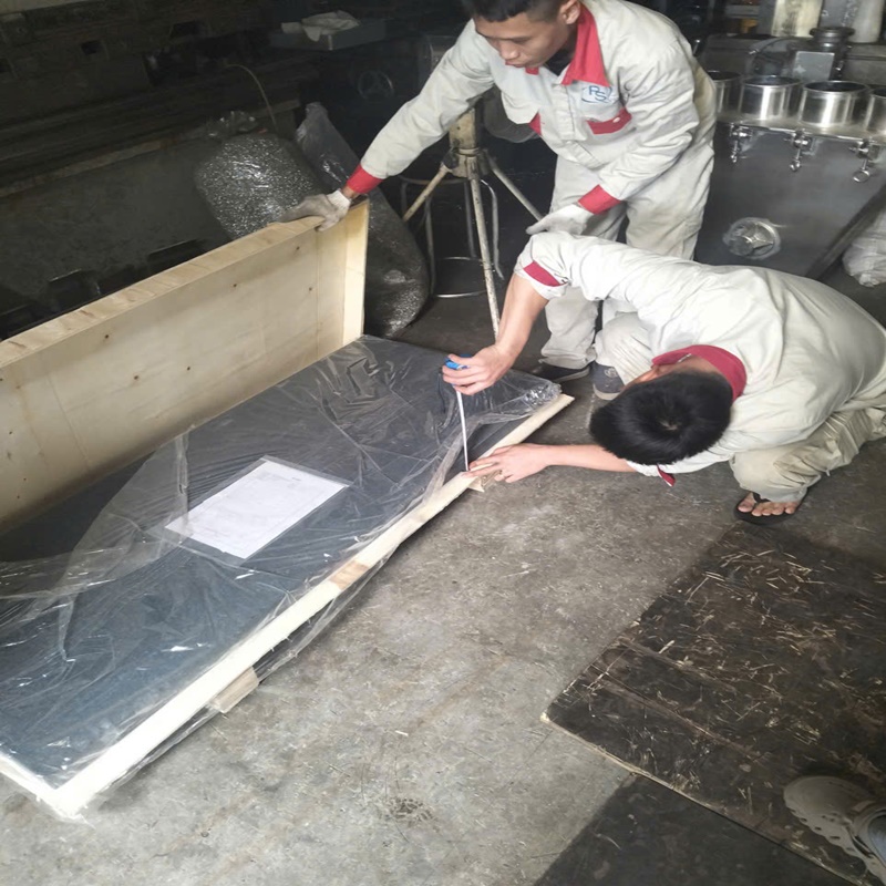 bàn giao mặt bàn map kt 1200x600x50 mm cho công ty cổ phần QPS việt nam