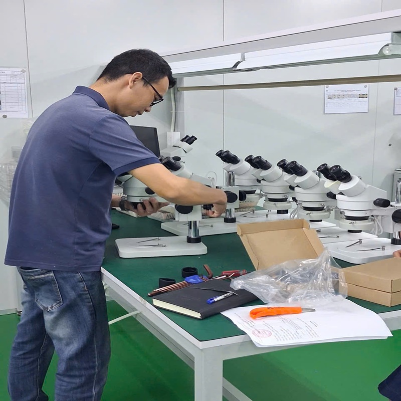 Bàn Giao 20 Bộ Kính Hiển Vi Quang Học PDOK7045 Cho Công Ty STN VINA