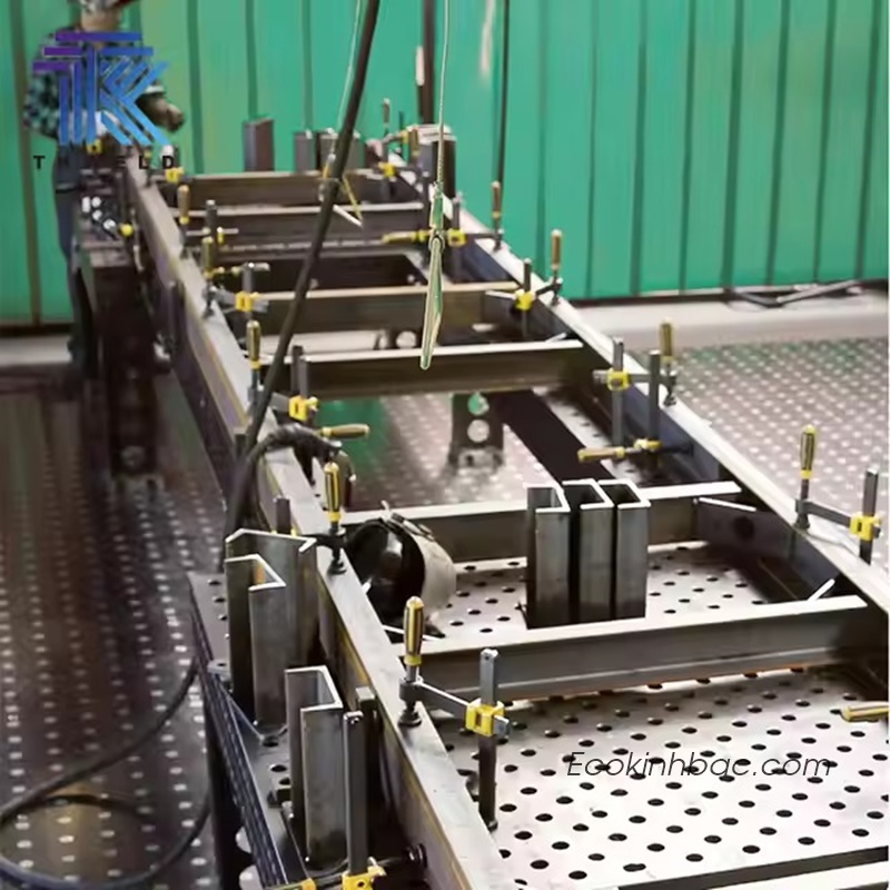 Bàn hàn gang kích thước 3000x2000 lỗ D16