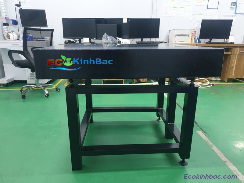 Bàn rà chuẩn, bàn map kích thước 500x500x100 cao 700mm.