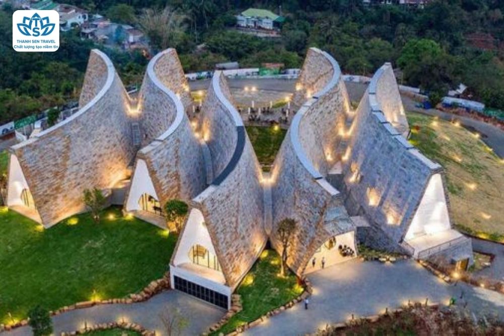 KHÁM PHÁ BUÔN MA THUỘT VÀ ĐÀ LẠT 4 NGÀY 3 ĐÊM