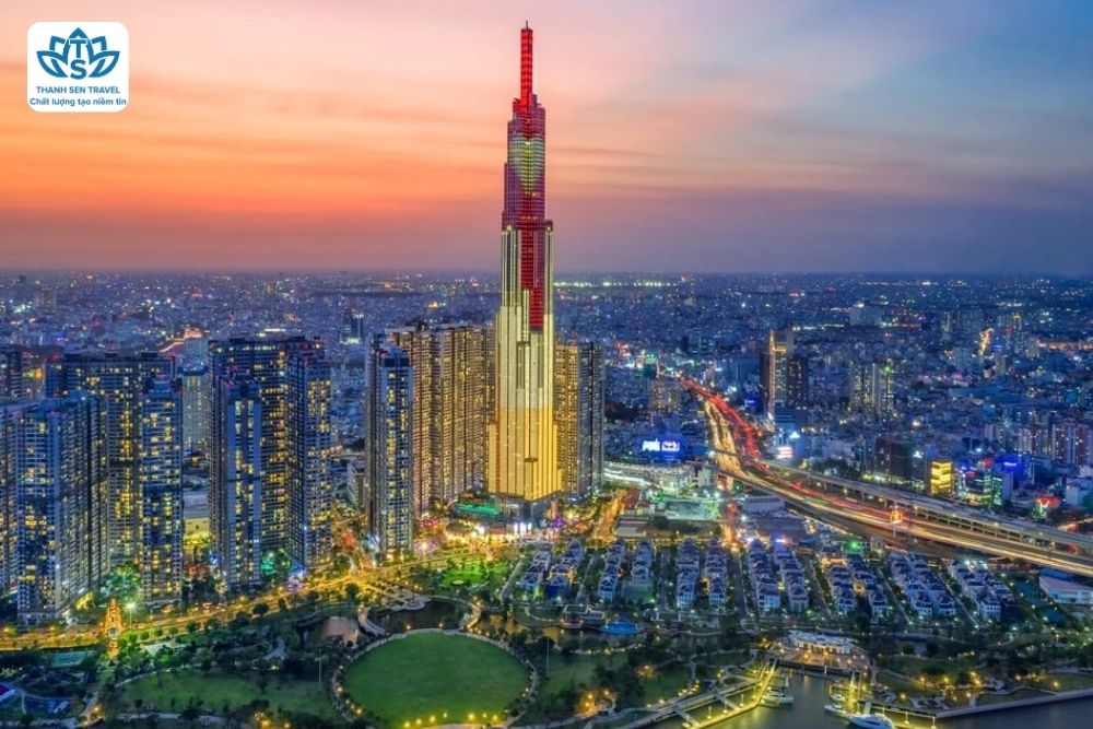 Du lịch xuyên Việt 8 ngày 7 đêm