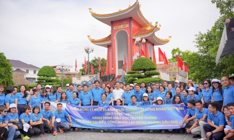 Hành trình Về nguồn kỷ niệm 95 năm ngày thành lập Công đoàn Việt Nam