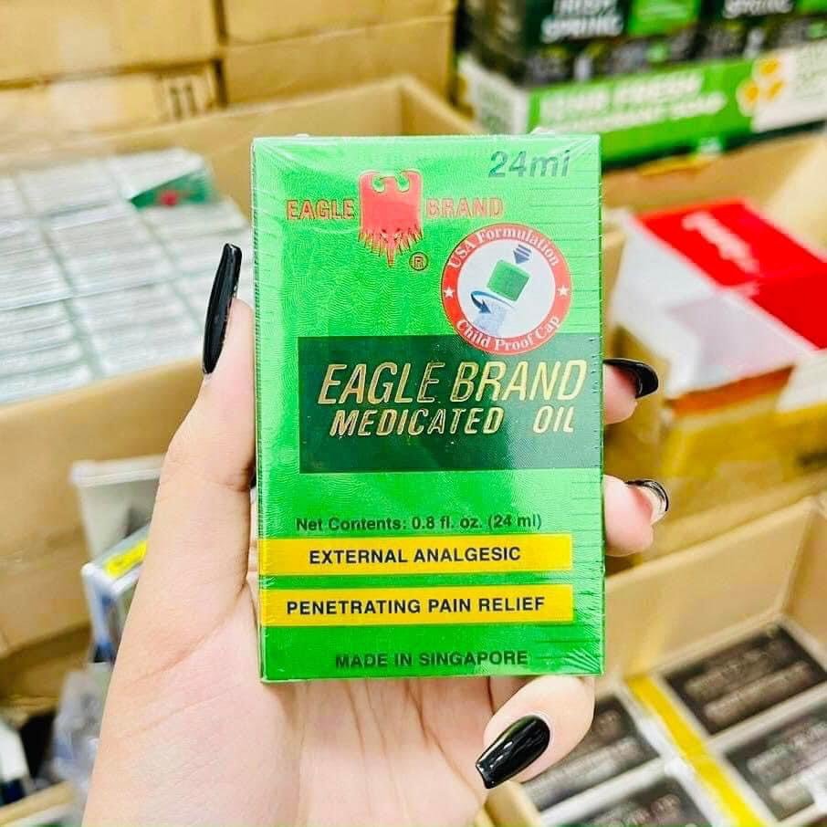 DẦU CON Ó EAGLE BRAND MEDICATED OIL CỦA MỸ
