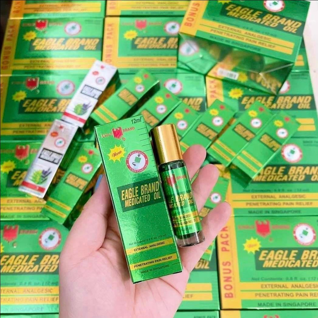 DẦU GIÓ  LĂN CON Ó EAGLE BRAND MEDICATED OIL CỦA MỸ