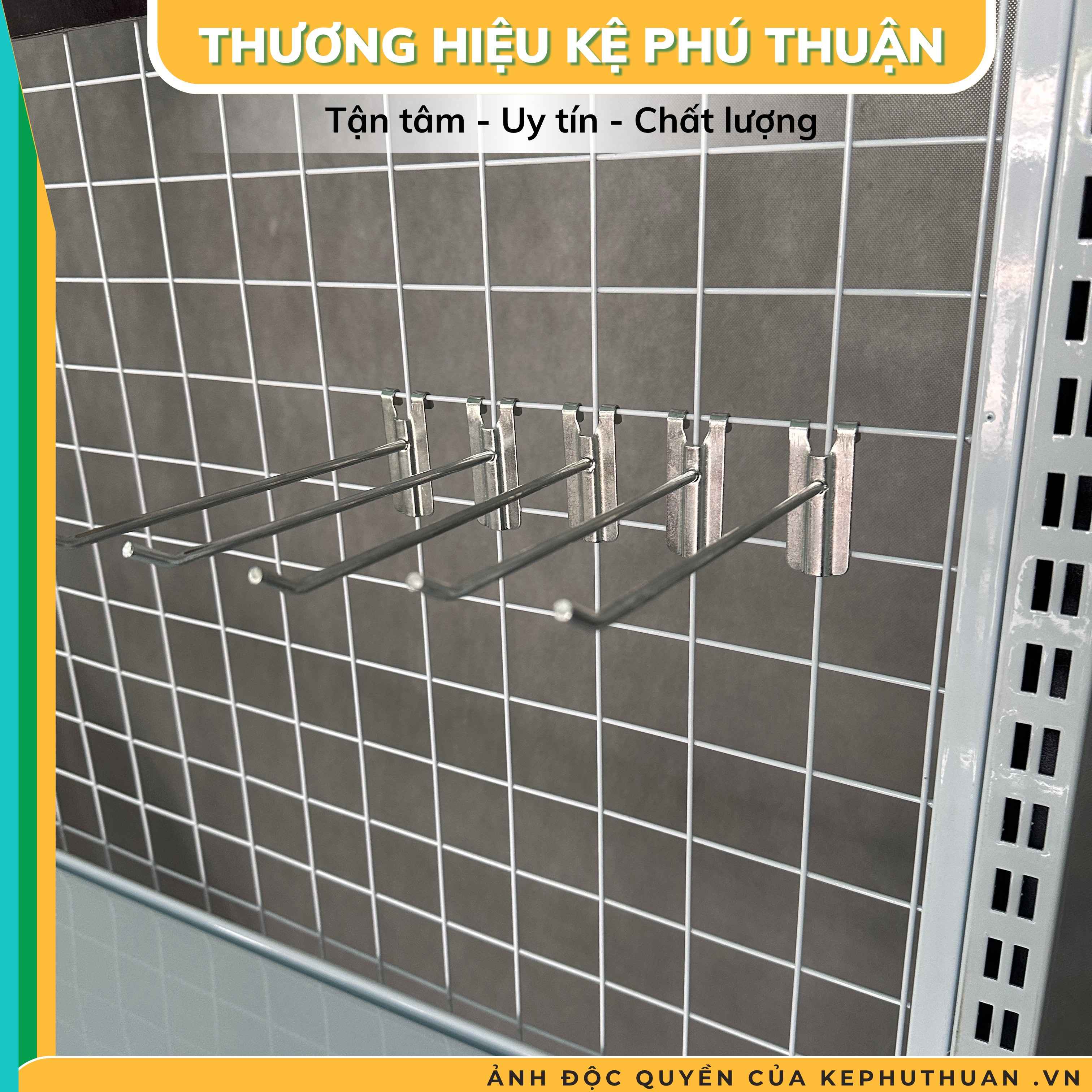 Kệ Móc Lưới Đôi (2 Mặt) Dài 120 x Rộng 70 x Cao 150 x 2 Tầng x 60 Móc Lưới 20cm