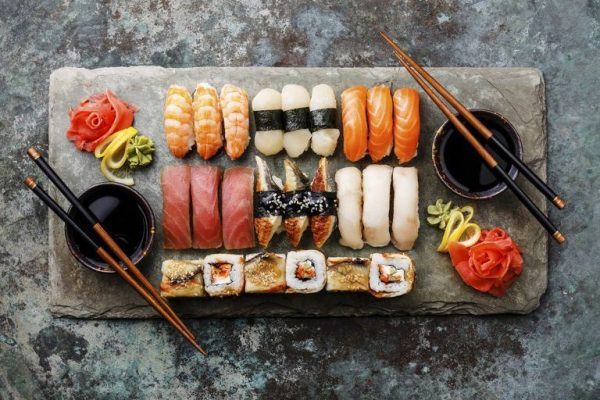 'Luật ngầm' trước khi ăn sushi