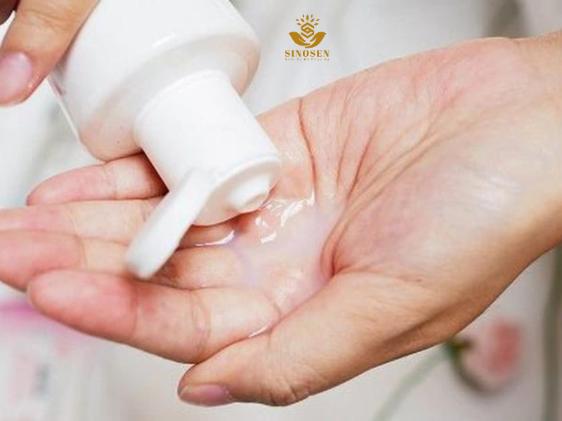 dung dịch vệ sinh có tính kiềm