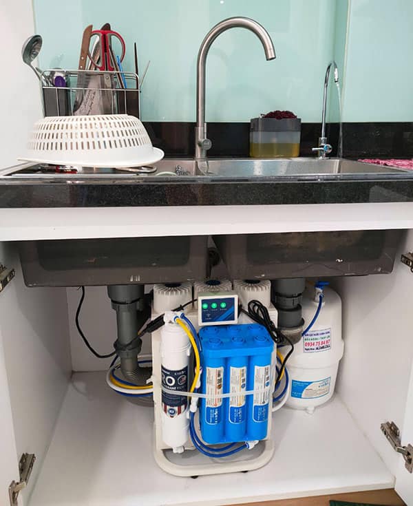 Máy lọc nước âm tủ Karofi U95 10 lõi