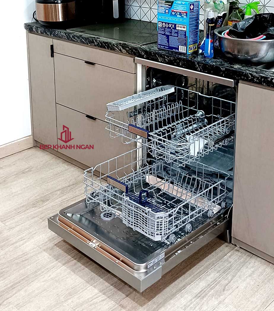 Máy rửa bát 13 bộ TEXGIO TG21H775S