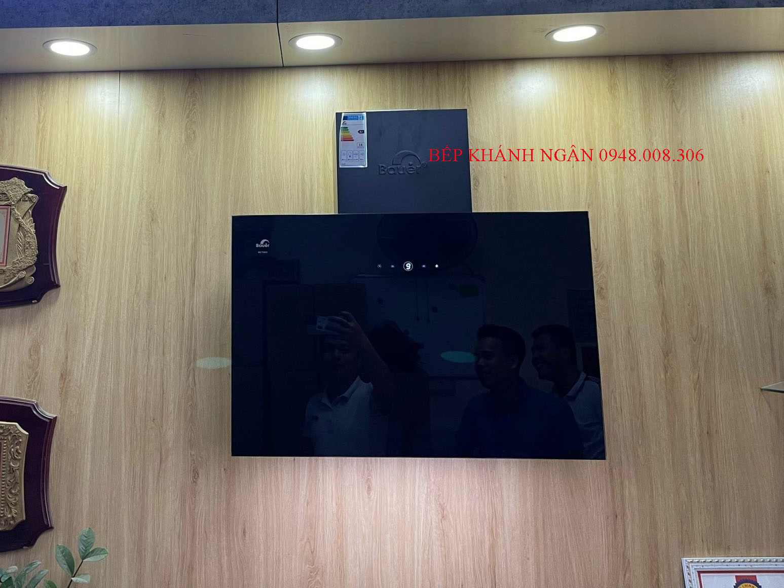 Máy hút mùi kính vát Bauer BC 70BSI