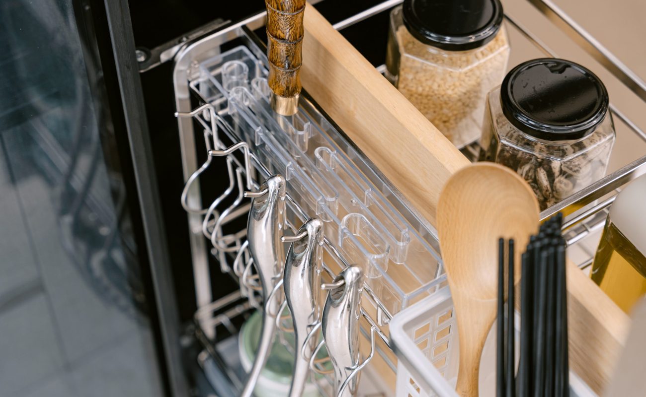 Kệ Dao Thớt Nan Dẹt KITPLUS – Giỏ & Khung Inox 304