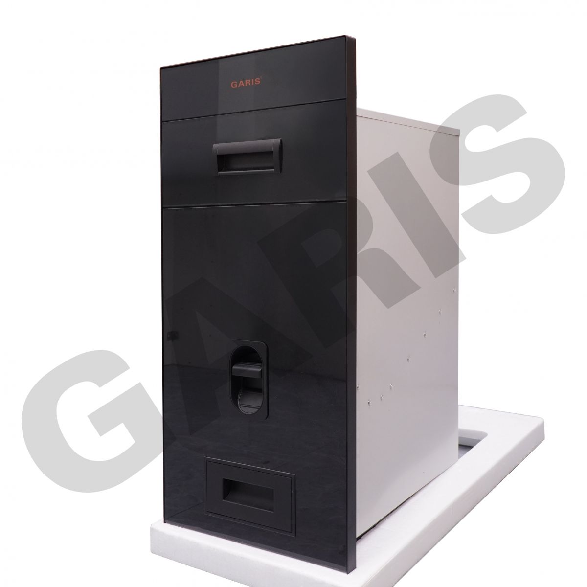 Thùng gạo mặt kính đen, 01 khoang, viền thép, nút nhấn xuống GARIS  GR06