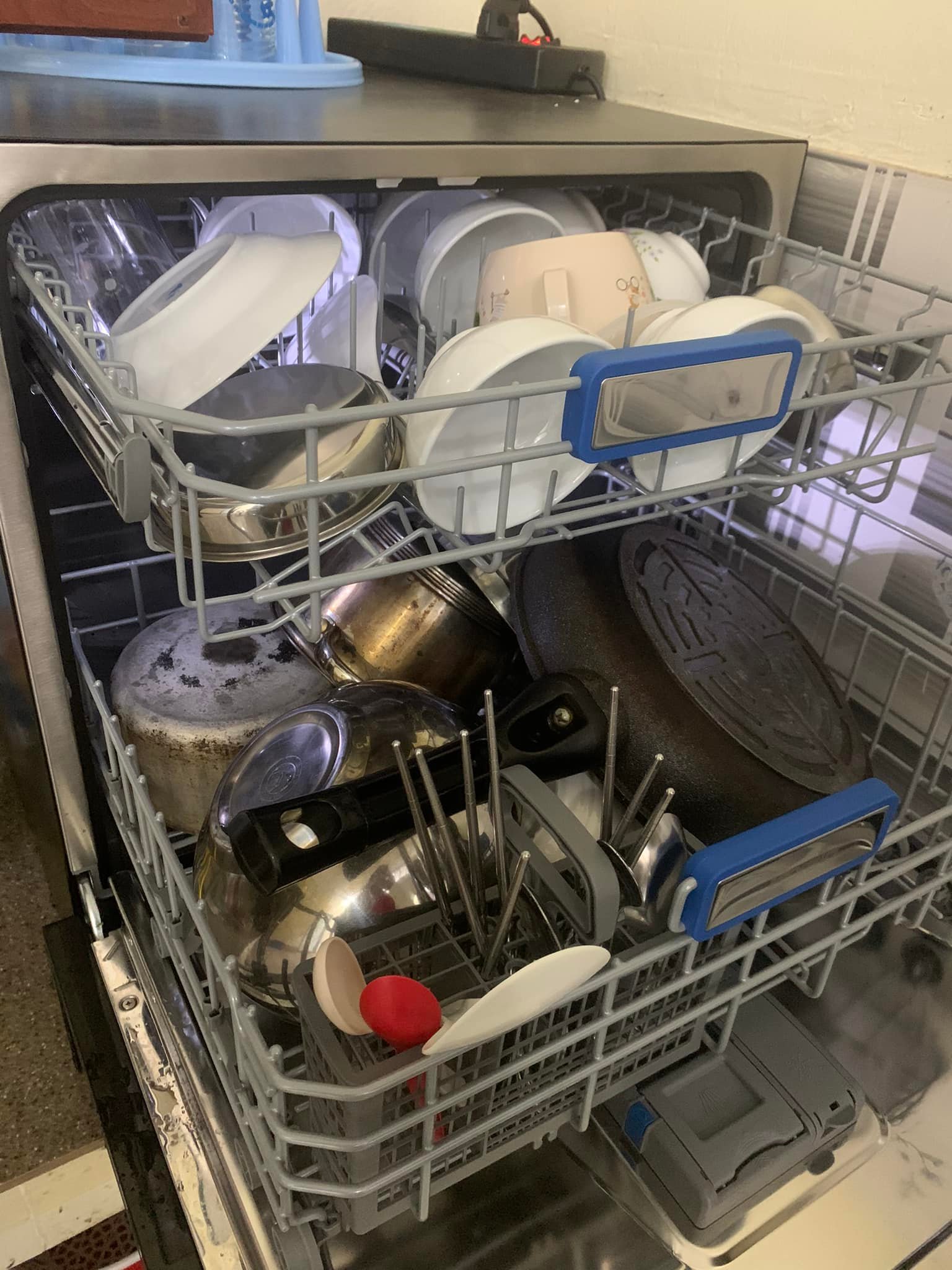 Máy rửa bát bán âm 11 bộ TEXGIO TGWF68GB