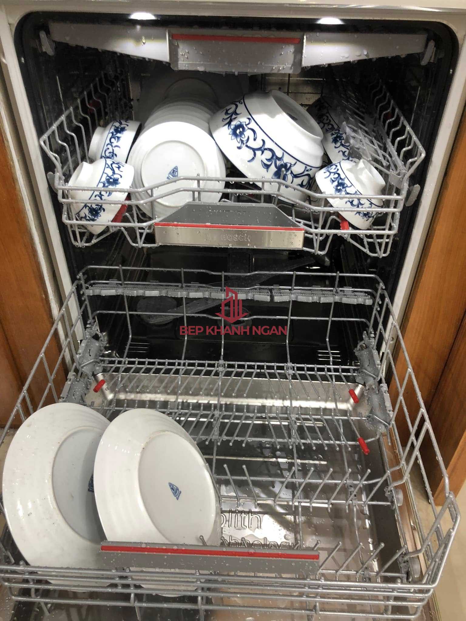 Máy rửa bát 14 bộ Bosch SMS6ZCI49E Serie 6