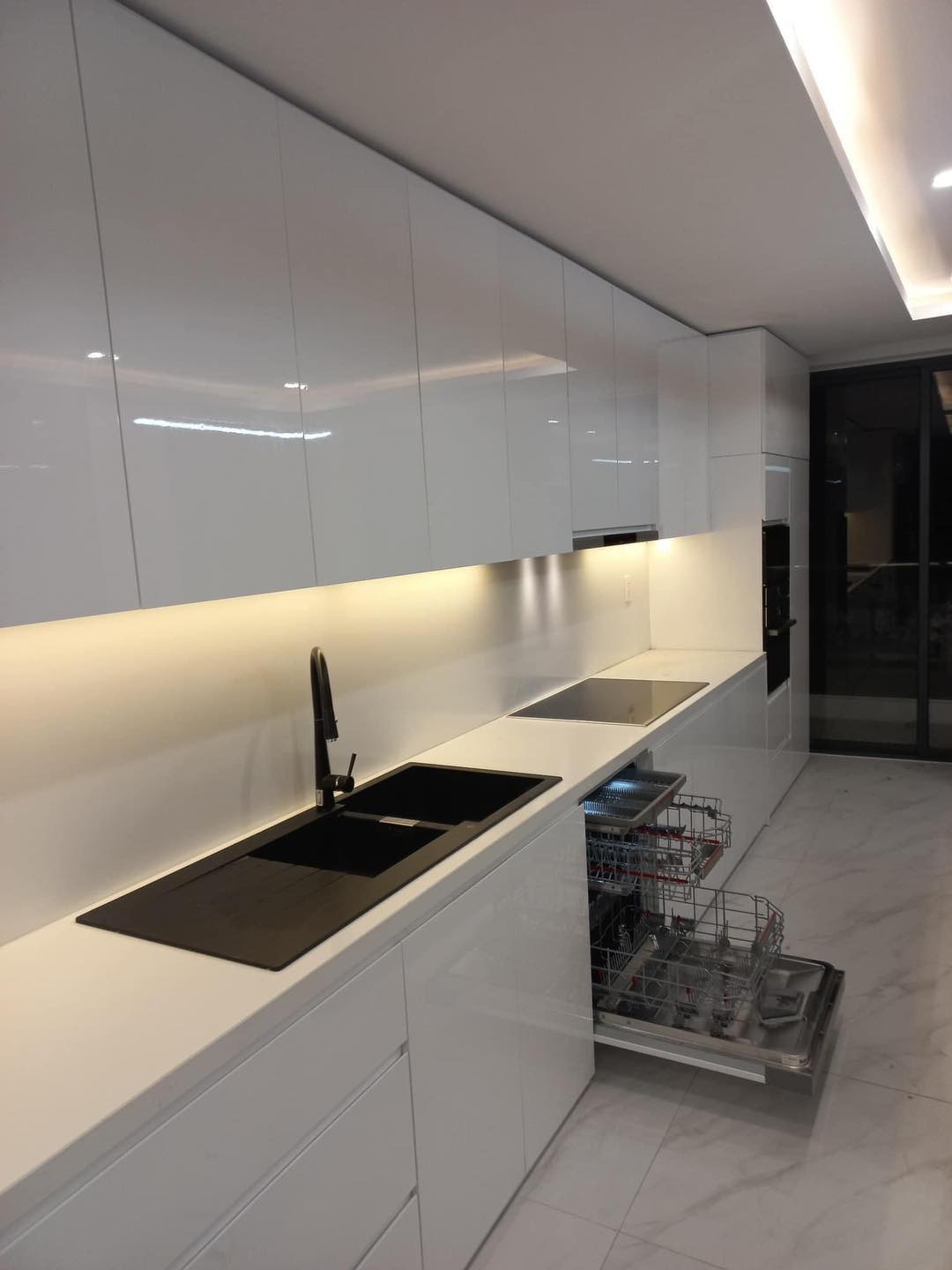 Máy rửa bát bán âm Bosch 14 bộ SMI6ZCS16E Series 6 Sấy Zeolith