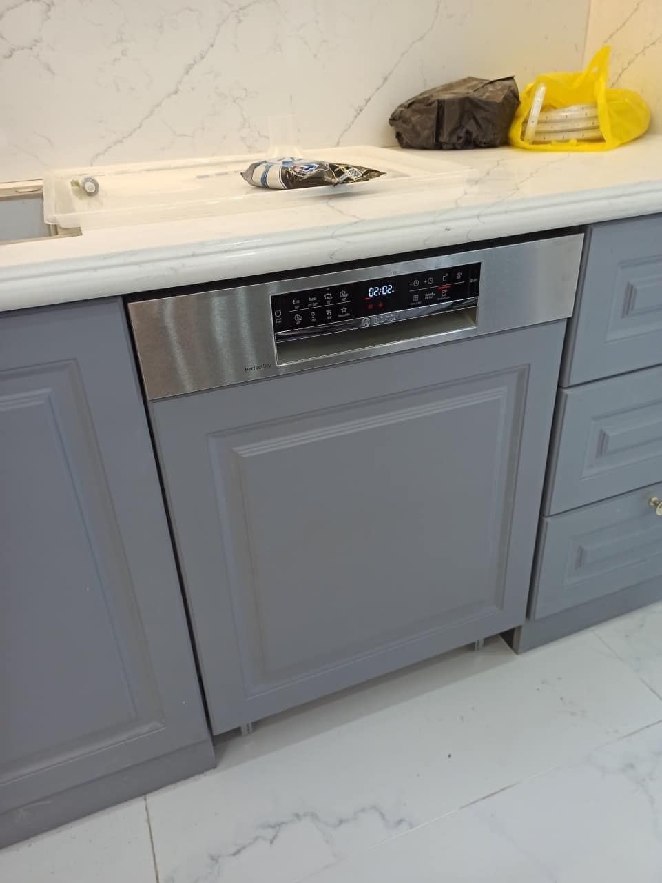 Máy rửa bát bán âm Bosch 14 bộ SMI6ZCS16E Series 6 Sấy Zeolith