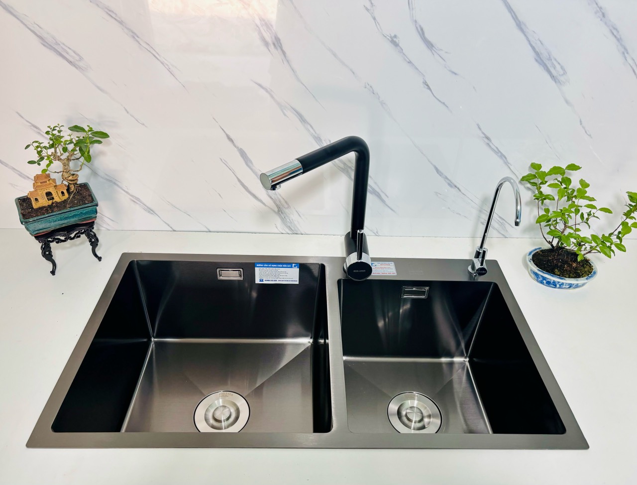 Vòi rửa bát nóng lạnh Roslerer RL-903