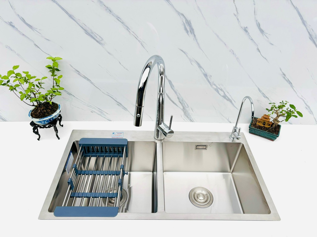 Vòi rửa bát nóng lạnh dây rút Roslerer RL-968