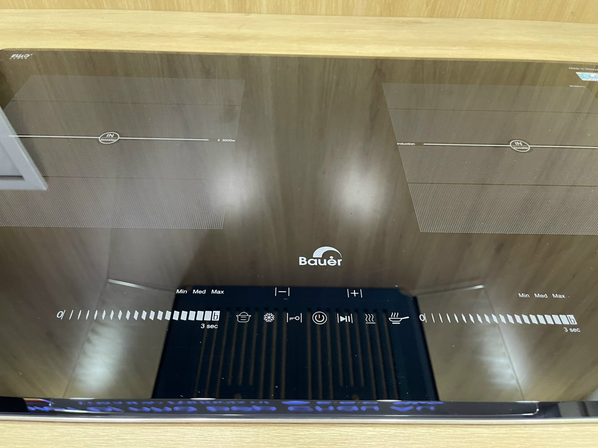 Bếp từ đôi Bauer BE 668GTA Made in Malaysia