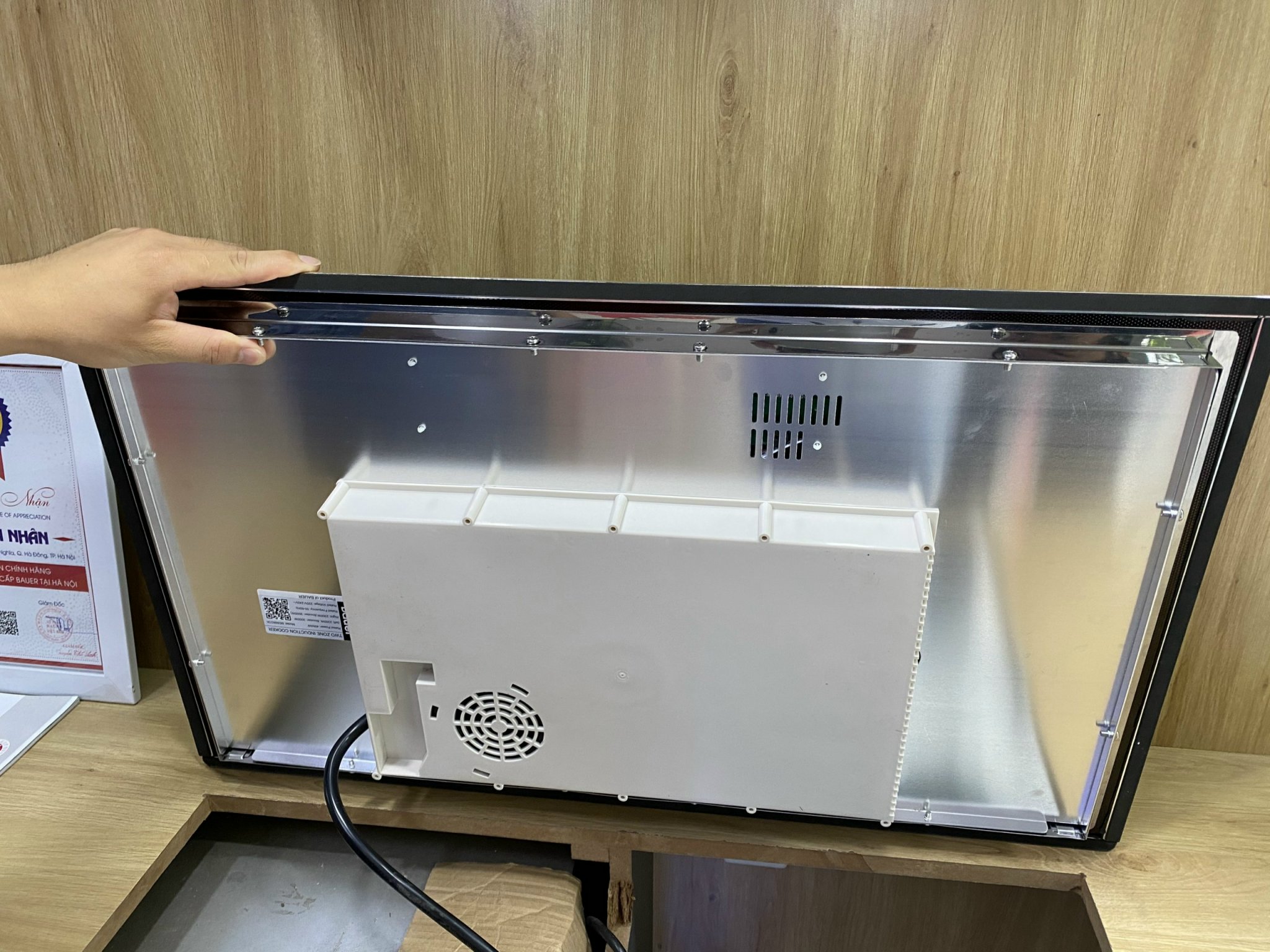 Bếp từ đôi Bauer BE 668GTA Made in Malaysia