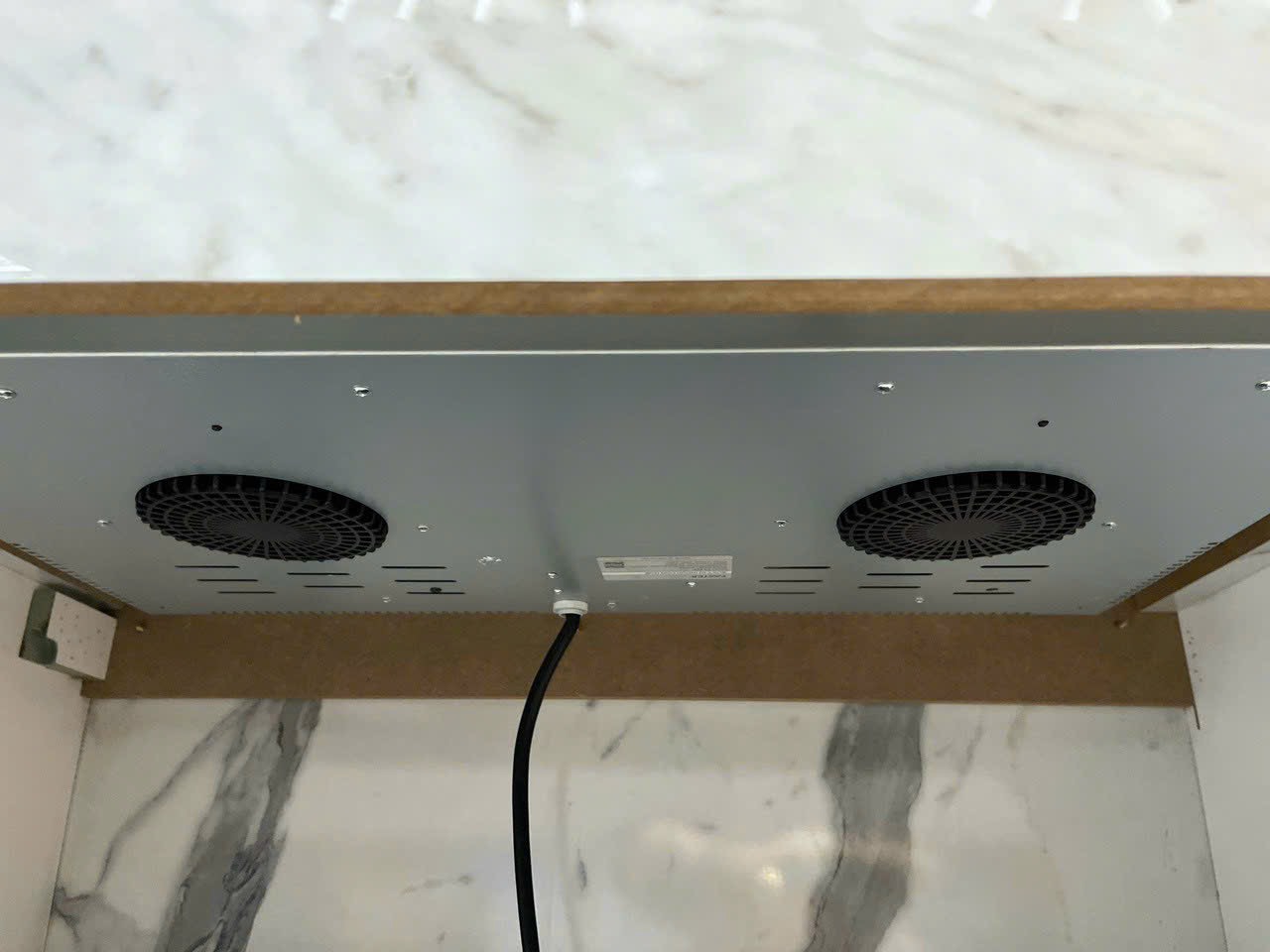 Bếp từ đôi Faster Reno 9 Made in Malaysia