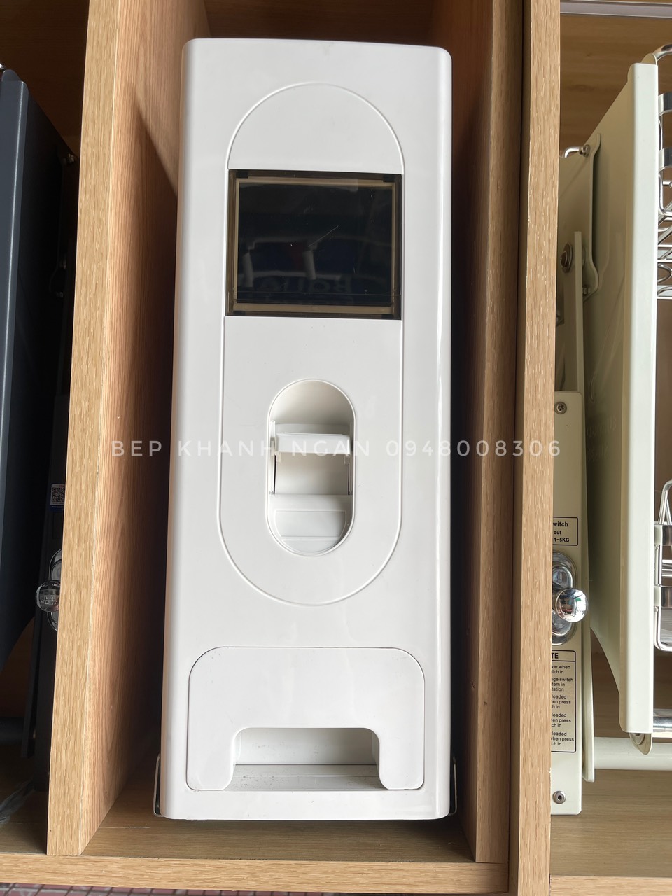 Thùng gạo âm tủ Eurogold