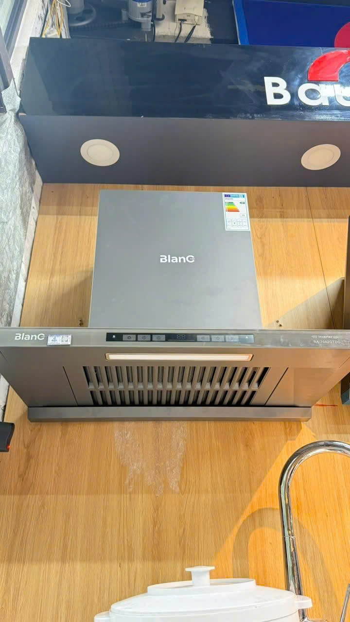 Máy hút mùi BlanC BA 7042GTDC