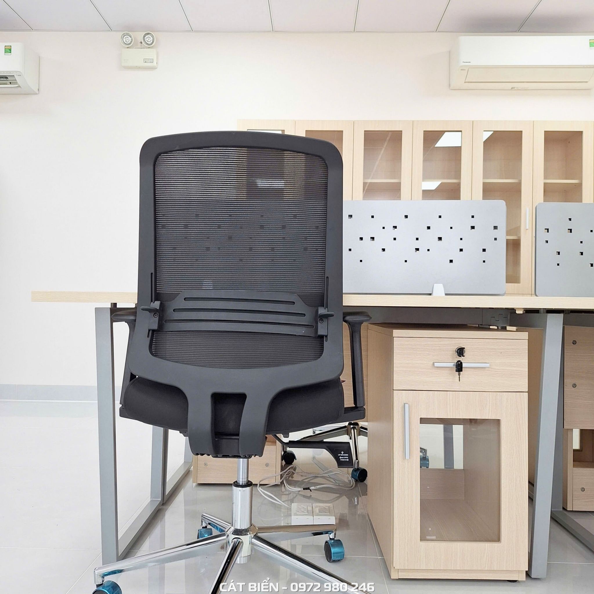 Nội Thất Phòng Làm Việc Trung Tâm Viettel Giồng Riềng NTVP-108