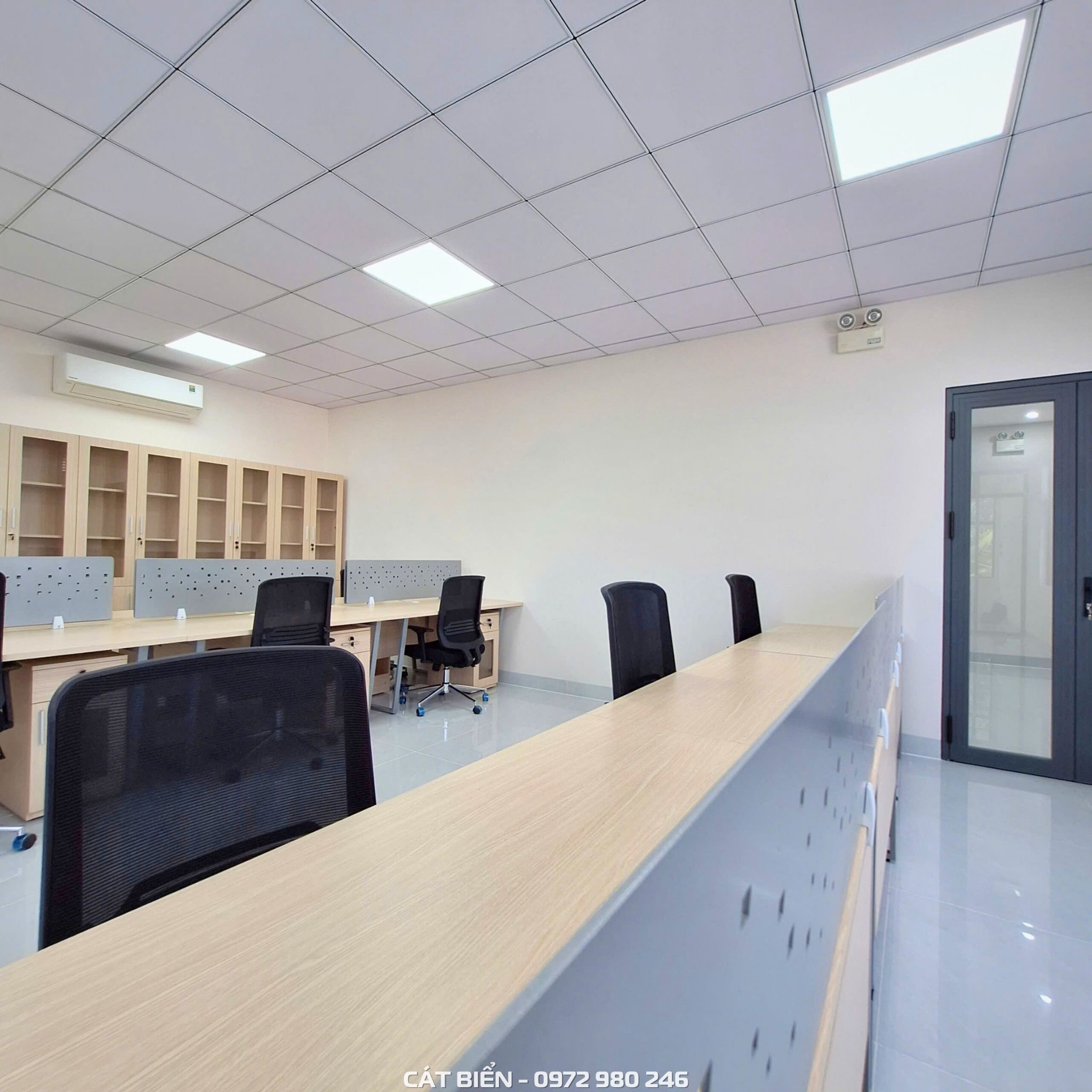 Nội Thất Phòng Làm Việc Trung Tâm Viettel Giồng Riềng NTVP-108