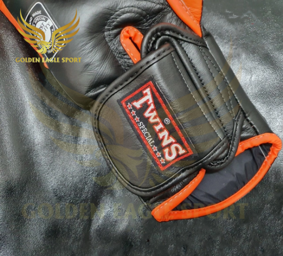GĂNG TAY BOXING TWINS EXTRA DESIGN BGVL6 – ĐEN CAM