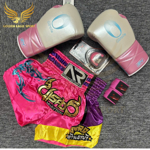 COMBO TẬP BOXING CƠ BẢN GĂNG BOXING + BĂNG ĐA + QUẦN MUAY + TẤT BẢO VỆ - Hồng