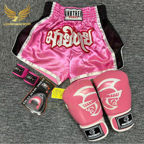 COMBO TẬP BOXING CƠ BẢN GĂNG BOXING + BĂNG ĐA + QUẦN MUAY + TẤT BẢO VỆ - Hồng