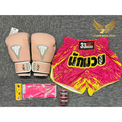 COMBO TẬP BOXING CƠ BẢN GĂNG BOXING + BĂNG ĐA + QUẦN MUAY + TẤT BẢO VỆ - Hồng