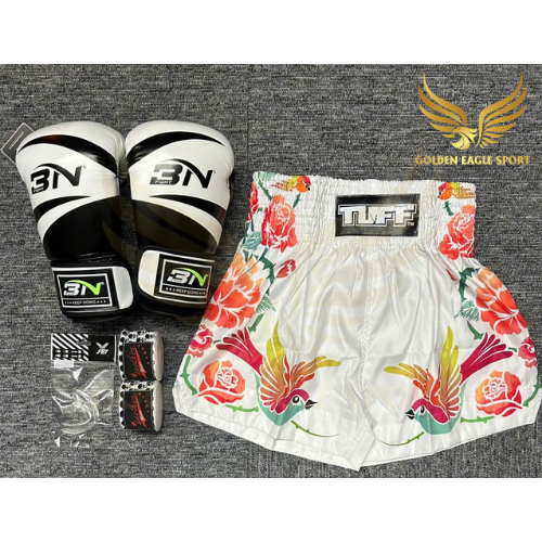 COMBO TẬP BOXING CƠ BẢN GĂNG BOXING + BĂNG ĐA + QUẦN MUAY + TẤT BẢO VỆ - TRẮNG
